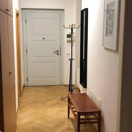 Exclusive Unique - * Praga